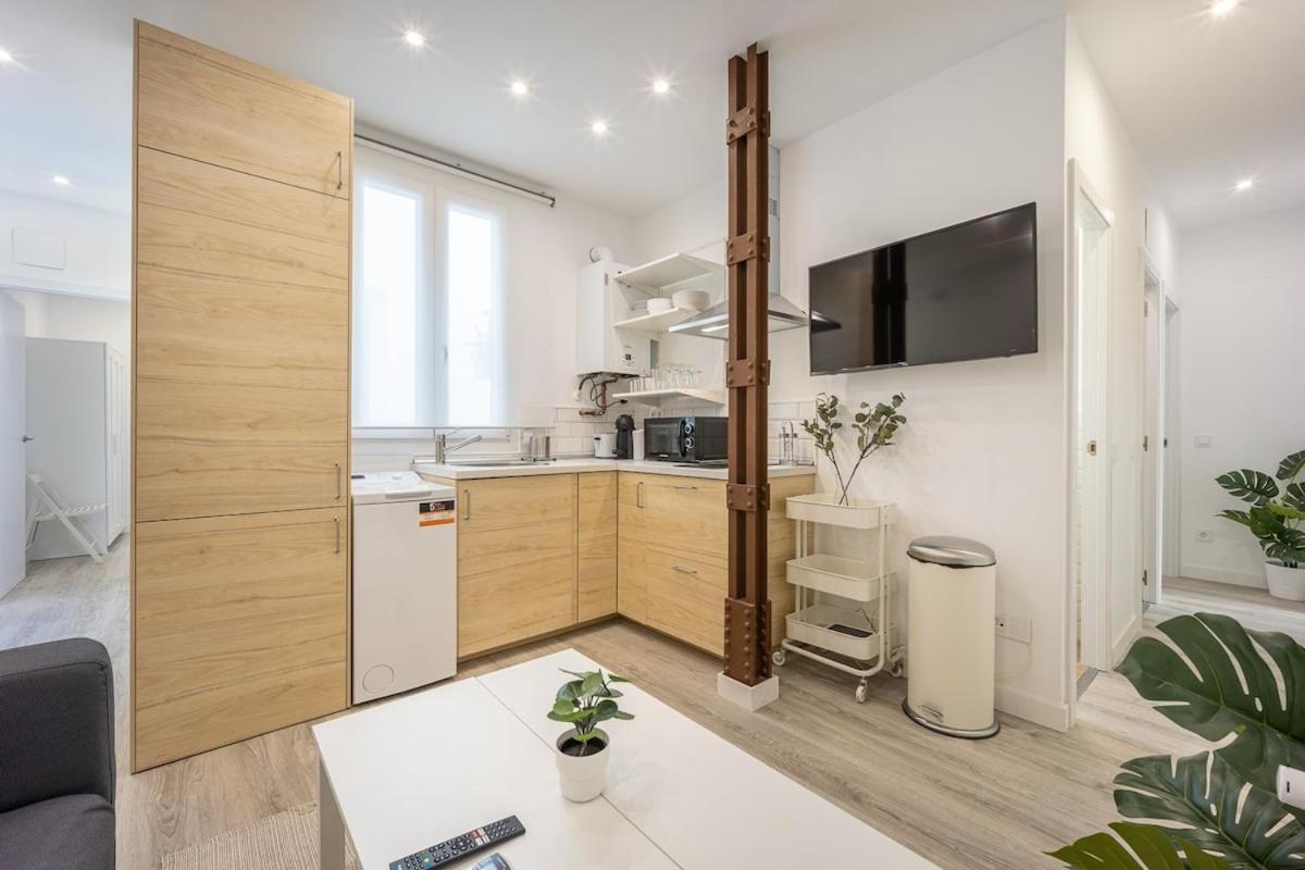 Apartamento Tranquilo En Lavapies Apartment Madrid Bagian luar foto