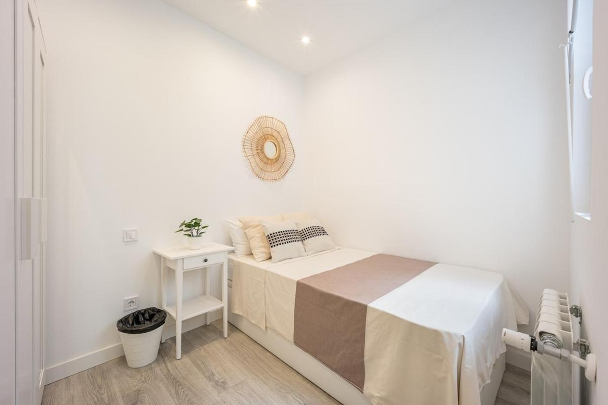 Apartamento Tranquilo En Lavapies Apartment Madrid Bagian luar foto