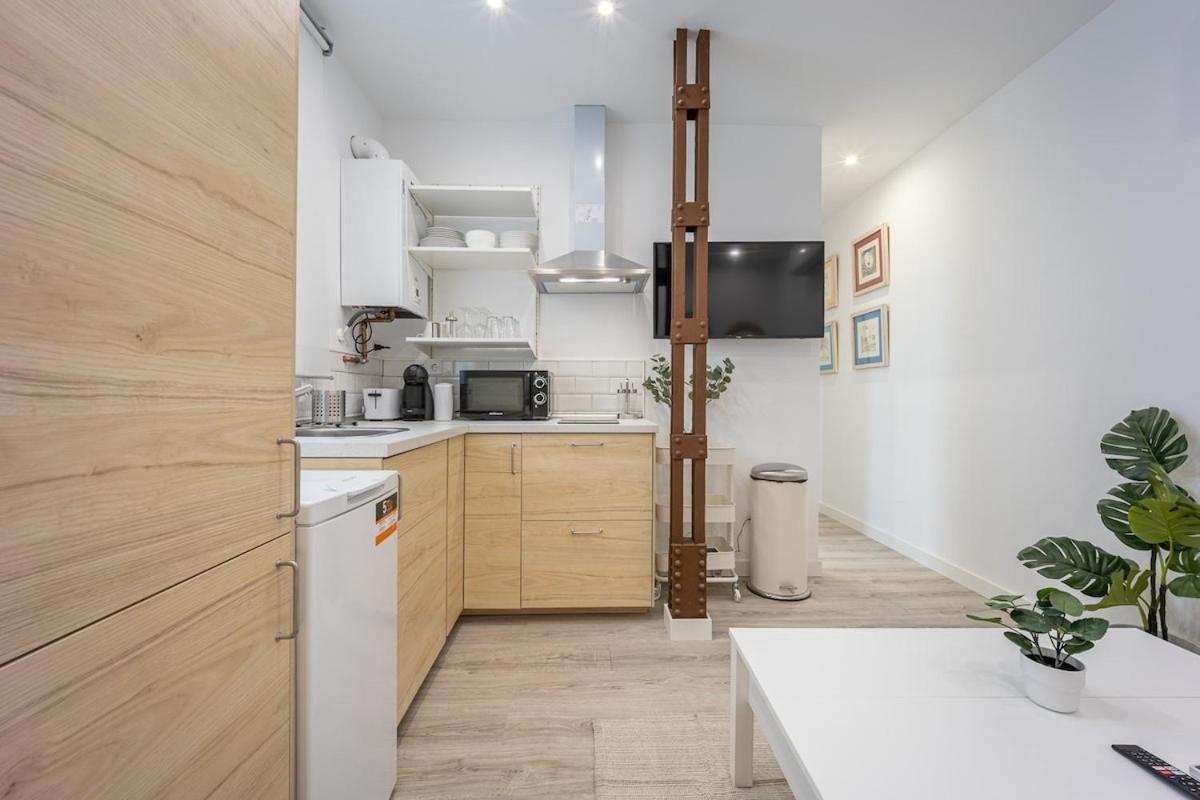 Apartamento Tranquilo En Lavapies Apartment Madrid Bagian luar foto